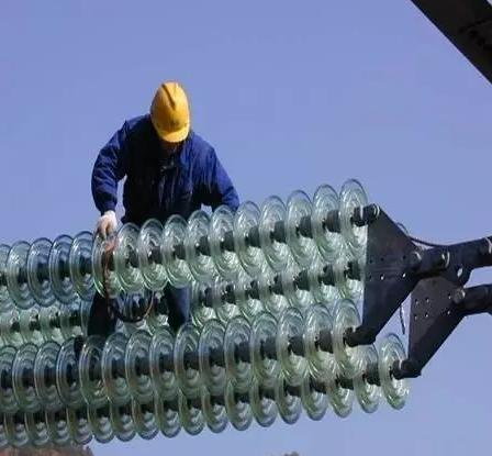 架空输电线路用盘型悬式绝缘子